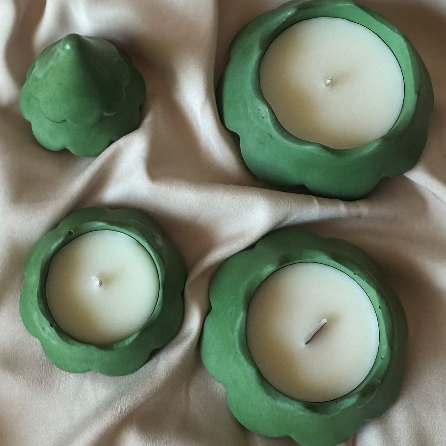 Christmas Tree Candle Trio - Stackable : Balsam Fir, Mint Mocha & Snickerdoodle