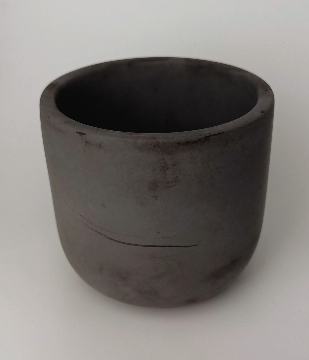 Grey Colored Cement Candle Jar
Gray Colored Concrete Candle Jar