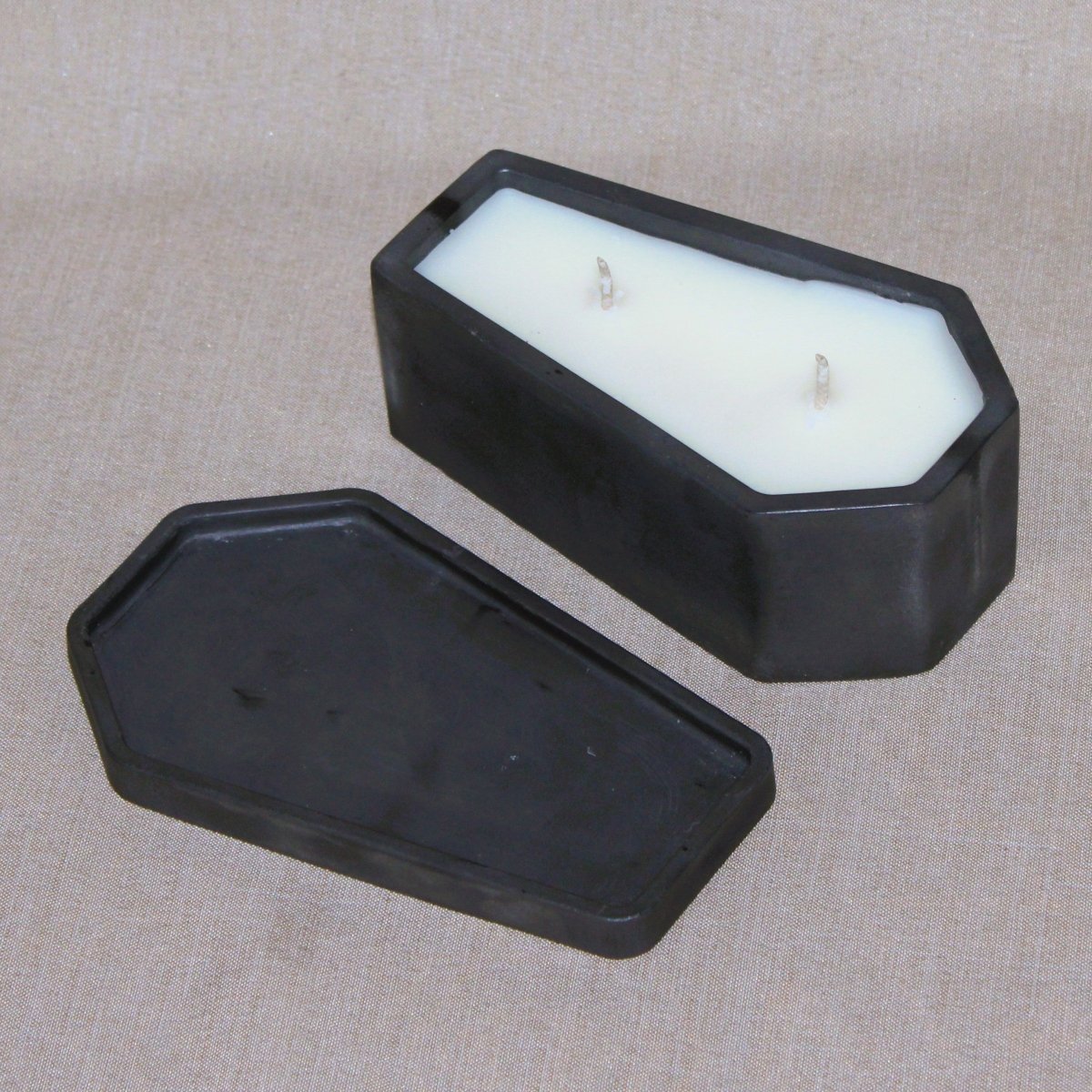 Make Your Own Coffin Candle Experience at the Candle Bar | Milwaukee, WI - Operation Wax