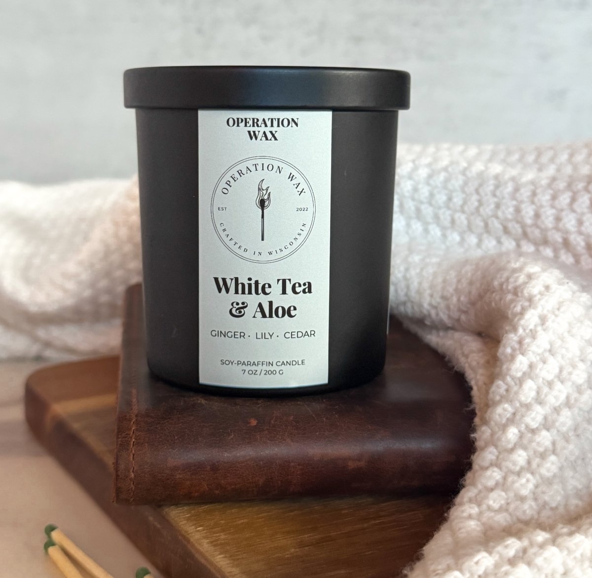 White Tea & Aloe - Cotton Wick Scented Candle - Operation Wax